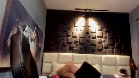 logan_varela online show from 12.05.24