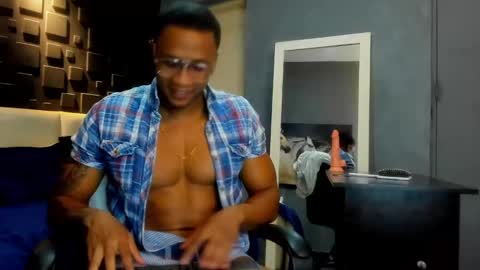 logan_varela online show from 12.25.24