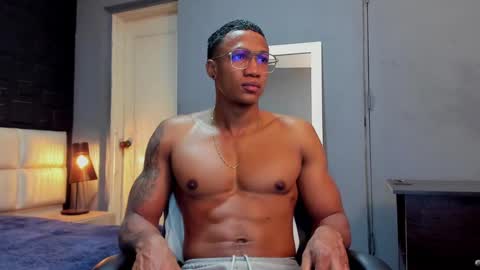 logan_varela online show from 01.03.25