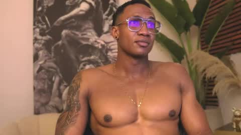 logan_varela online show from 02.11.25