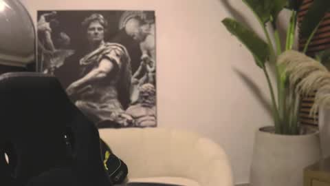 logan_varela online show from 02.16.25