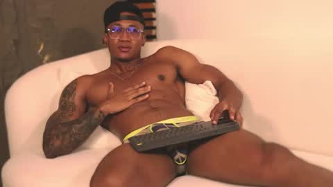 logan_varela online show from 02.28.25