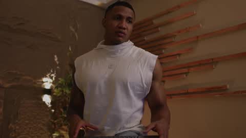 logan_varela online show from 10.04.25