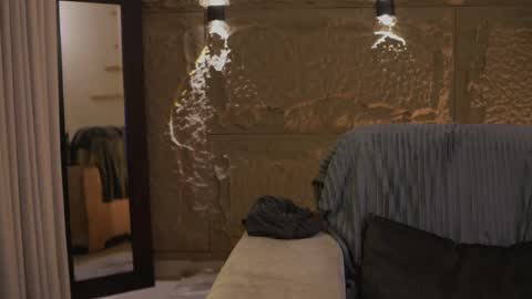 logan_varela online show from 10.09.25