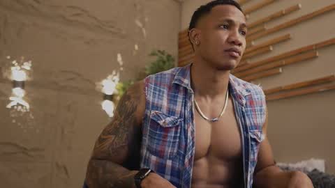 Snapshot of logan_varela chatting on 02.08.26 logan_varela online show from 02.08.26