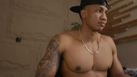 Snapshot of logan_varela chatting on 02.09.26 logan_varela online show from 02.09.26