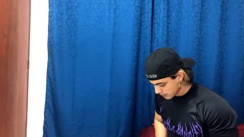 Logan online show from 01.05.25