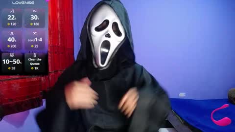 Snapshot of loganevans8 chatting on 10.28.25 Logan online show from 10.28.25