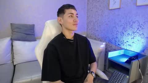 Loganfoster  online show from 12.14.25