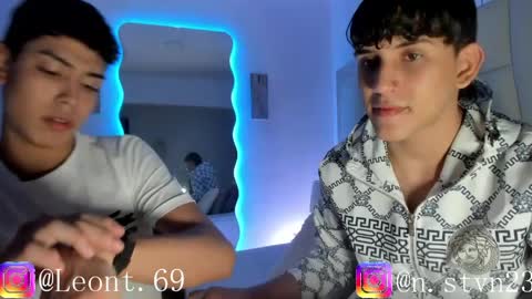 logantwink18 online show from 04.01.26