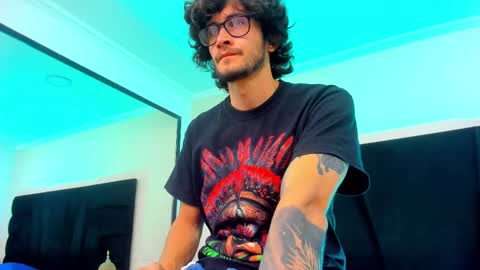 Loggan online show from 02.02.25