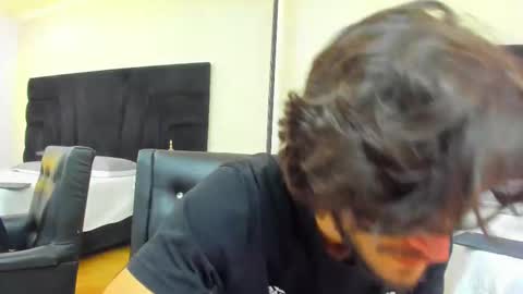 Loggan online show from 03.10.25