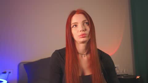 Snapshot of loisjo chatting on 02.10.25 LoisVacation time online show from 02.10.25