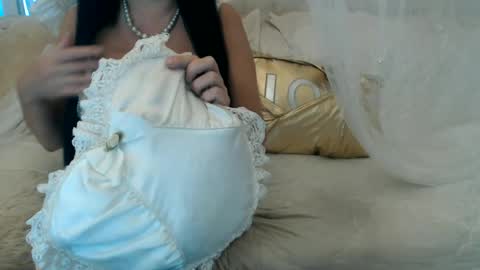 Snapshot of lokagold chatting on 07.05.26 Lilu online show from 07.05.26
