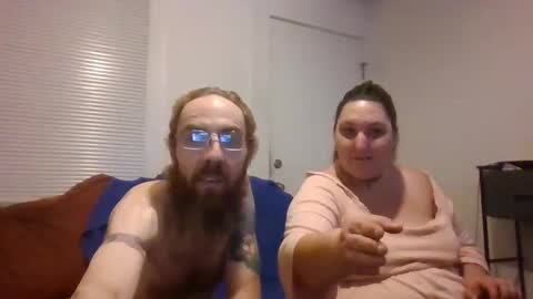 lokichris637016 online show from 12.17.24