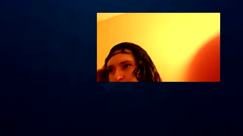 Snapshot of lol_itasunrise chatting on 11.03.25 lol_itasunrise online show from 11.03.25