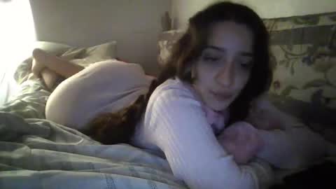 JOYA online show from 10.31.25