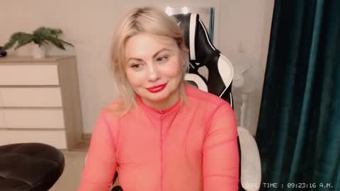  Lola  online show from 02.13.25