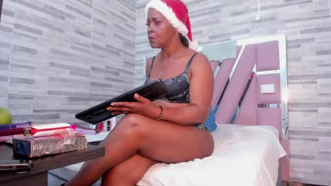 Lola online show from 12.18.24