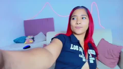 Snapshot of lola_lustrum chatting on 05.15.26 lola_lustrum online show from 05.15.26