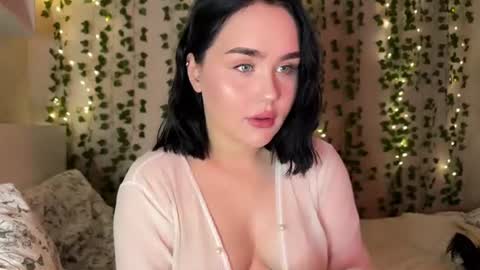 lola_razee online show from 07.18.26