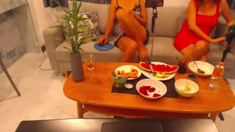 Snapshot of lolaaelita chatting on 01.18.26 Lola online show from 01.18.26