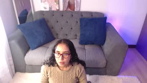 Snapshot of lolaandcamille chatting on 03.11.25 lolaandcamille online show from 03.11.25
