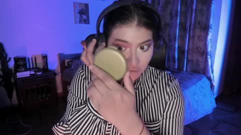 lolaasmith_21 online show from 12.17.24