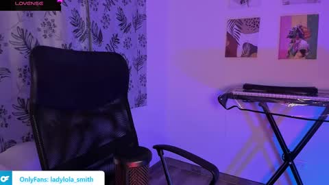 lolaasmith_21 online show from 03.06.25