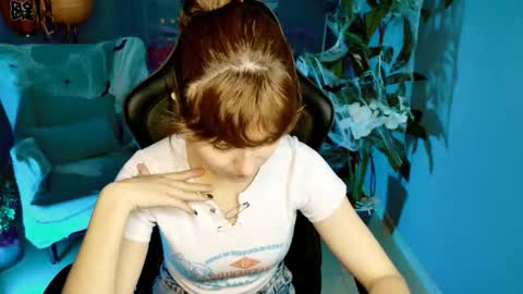 Snapshot of lolaasmus chatting on 10.23.25 I consider myself the god Loki but life just calls me LOL online show from 10.23.25