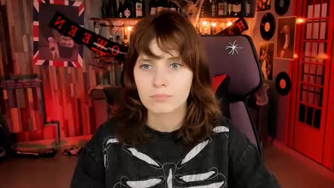 Snapshot of lolaasmus chatting on 10.24.25 I consider myself the god Loki but life just calls me LOL online show from 10.24.25