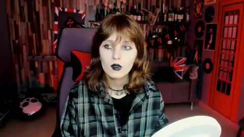 Snapshot of lolaasmus chatting on 10.25.25 I consider myself the god Loki but life just calls me LOL online show from 10.25.25