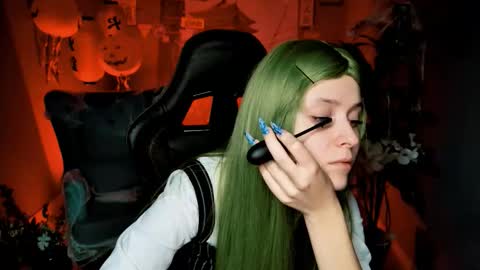 Snapshot of lolaasmus chatting on 10.30.25 I consider myself the god Loki but life just calls me LOL online show from 10.30.25