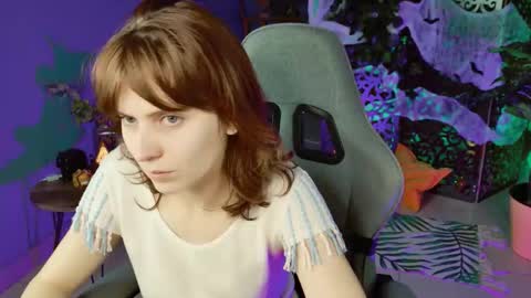 Snapshot of lolaasmus chatting on 11.01.25 I consider myself the god Loki but life just calls me LOL online show from 11.01.25