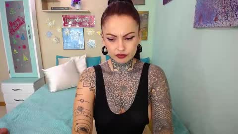Lola online show from 12.11.24