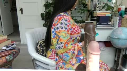 Snapshot of lolalustful chatting on 06.14.26 Lola Lustful online show from 06.14.26