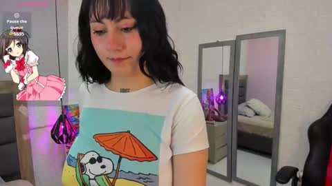 LOLA online show from 10.29.25