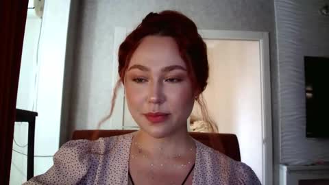 Lola online show from 09.22.25