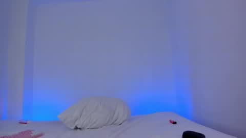 Lola online show from 03.10.25