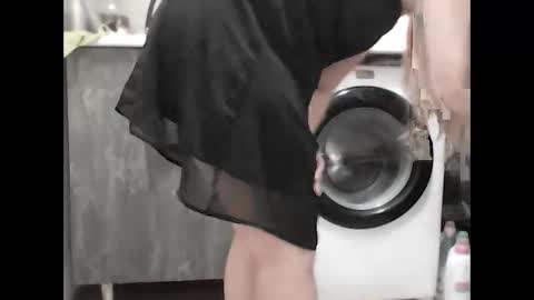 Lolawhite8 online show from 02.18.25