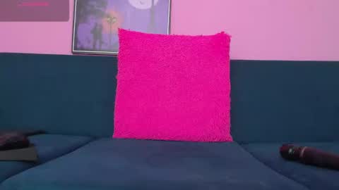 camila online show from 03.05.25