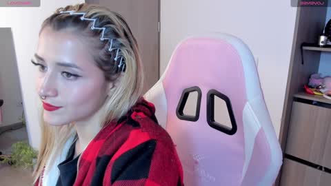 Lolly  online show from 12.31.24