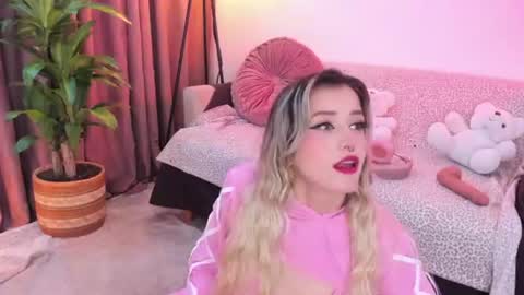 Lolly  online show from 08.03.26