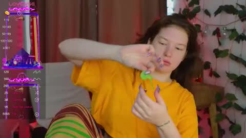 Mona online show from 10.08.25