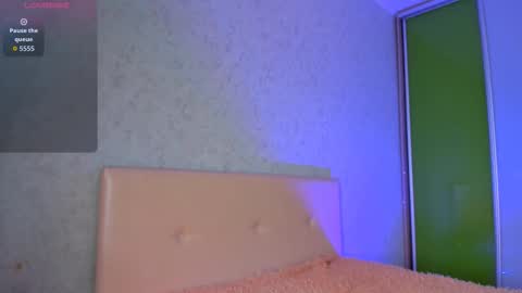 SallyBunny online show from 10.30.25