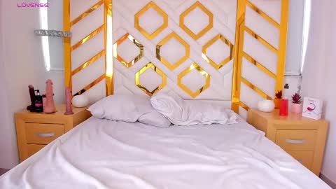 Loly online show from 02.27.25