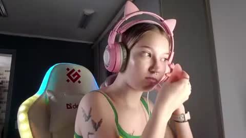 lomamcmeen online show from 06.19.26