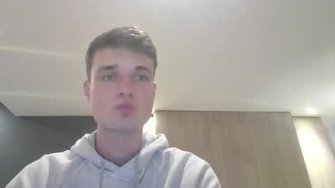 Snapshot of london_tomy chatting on 09.27.25 london_tomy online show from 09.27.25