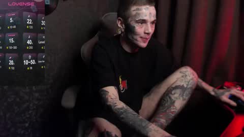 Snapshot of lone1ycrystal chatting on 02.12.25 Chris online show from 02.12.25