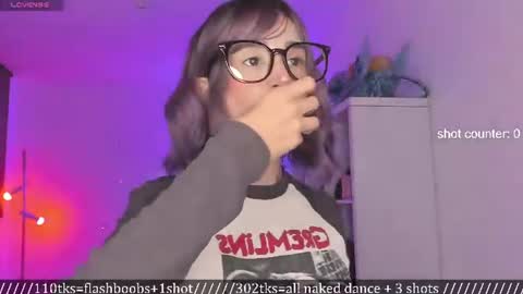 Snapshot of lonelly_lolly98 chatting on 06.24.26 SABRINA online show from 06.24.26
